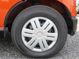 ノーマルタイヤを装着しています。