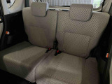 後部座席です。座り心地も足元もゆったり♪♪