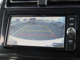 バックカメラも装備しています。気になる後ろの見通しや車庫入れにも大活躍!運転が困難な場所でもしっかりサポート!心強い味方のモニターです。【バックカメラ】付の車って1回乗るとクセになります。