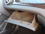グローブボックスです。