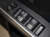 電動格納式ドアミラー・パワーウインドウを装備しています。