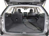 広々としたラゲージスペース!後席を倒すとさらに広く使えます。