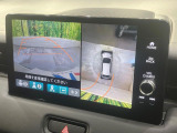 【全周囲カメラ】専用のカメラにより、上から見下ろしたような視点で360度クルマの周囲を確認することができます☆死角部分も確認しやすく、狭い場所での切り返しや駐車もスムーズに行えます。
