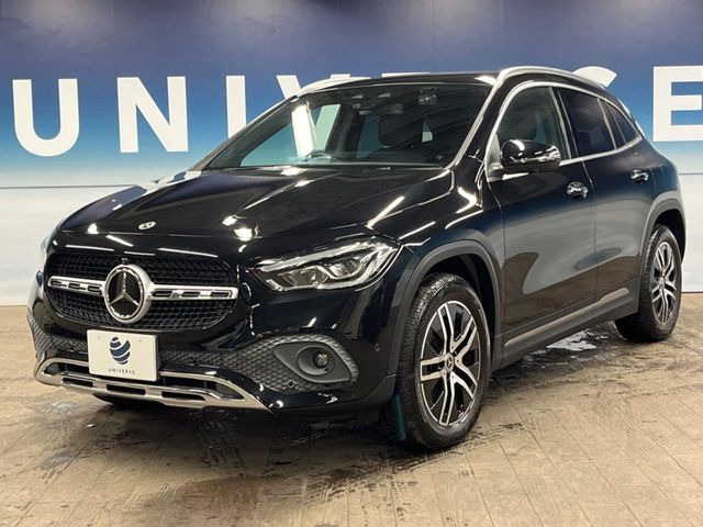 メルセデス・ベンツ GLAクラス GLA200d 4マチック 4WD の中古車詳細