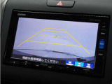 ◆バックカメラ◆リバースにするだけで映ります、後方の安全確認や、狭い駐車場での車庫入れ、雨の日や夜間など視界の悪い時に便利です!安全にバックする為には欠かせない装備です。