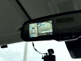 アラウンドビューモニター画像を映し出せるルームミラーです。全体を見渡せてとても重宝します。