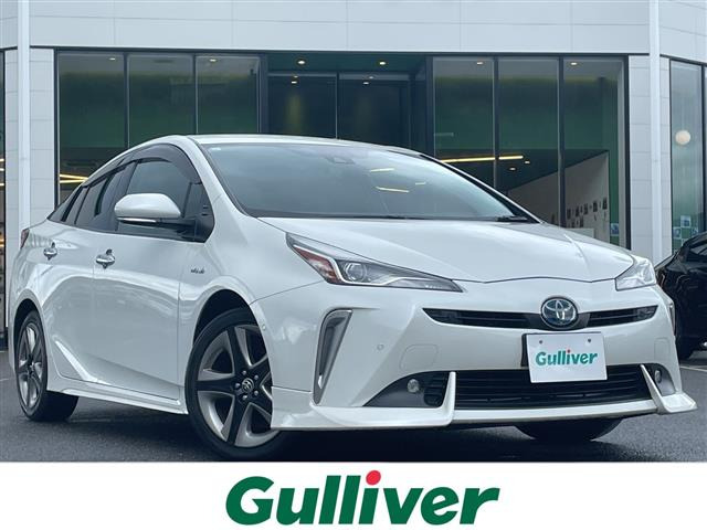 トヨタ プリウス 