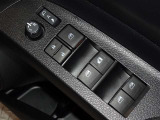 電動格納式ドアミラー・パワーウインドウを装備しています。