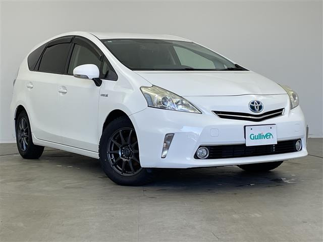 トヨタ プリウスα 