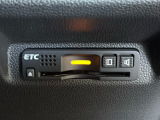 有料道路のレーン通過に便利なETC車載器を装着しています。ご利用にはセットアップが必要となります。