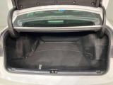 レクサス車らしい細部までこだわった高級感と見る人を一目で虜にするエモーショナルな魅力を持ち合わせております。