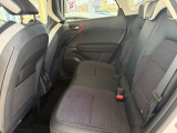 後部座席綺麗な状態です