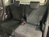 後部座席です。座り心地も足元もゆったり♪♪