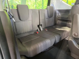 3列目シートはもちろん状態良好☆大人でもゆったりと座って頂けますので、大人数でのお出かけもラクラクです♪ご家族で、気の知れた仲間で、ドライブに行くのが楽しみですね♪