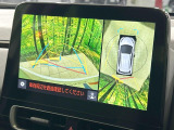 【パノラミックビューモニター】専用のカメラにより、上から見下ろしたような視点で360度クルマの周囲を確認することができます☆死角部分も確認しやすく、狭い場所での切り返しや駐車もスムーズに行えます。
