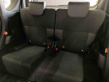 後部座席です。座り心地も足元もゆったり♪♪