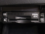 ★ETC(DSRC)が装備されています!!社外品とは違い収まりの良いデザインが人気!高速道路を利用する際は必需品ですよね!!ストレス無く料金所を通過出来ます!!