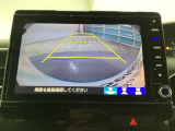 バックモニター付きで、車庫入れやバック時の後方確認をしっかりサポート。モニターに映し出される映像で死角も確認しやすく、狭い場所での駐車や後退時の操作をより安心して行えます。