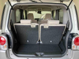広々ラゲッジスペースです。いろんな荷物も積み込みしやすくなってます!!