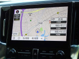 何処へでも行きたい場所へ、安心のトヨタ純正メモリーナビを装備しています。