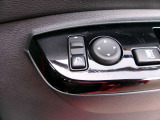 ドアミラーの鏡面の調節、格納は運転席からすべて操作できます!