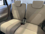 後部座席です。座り心地も足元もゆったり♪♪