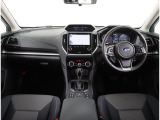 ドライバーが運転以外のことに気を遣うことなく、疲れにくく、安心・集中して運転ができる。SUBARUは視界設計をはじめ、操作パネルやシートのデザインなど細部にまでこだわっています。
