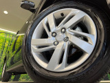 【純正16インチアルミホイール】外観にマッチした純正アルミホイールを装着しております。各種社外アルミホイールや、スタッドレスタイヤも取扱いしております。是非ご相談ください