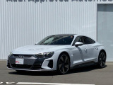 アウディ e-tron GT クワトロ 4WD