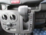 操作性に優れたインパネシフト採用。