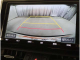 バックガイドモニターで、後方を確認しながら安心して駐車することができます。運転初心者も熟練者も必須の機能ですよ!