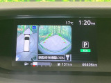 【アラウンドビューモニター】専用のカメラにより、上から見下ろしたような視点で360度クルマの周囲を確認することができます☆死角部分も確認しやすく、狭い場所での切り返しや駐車もスムーズに行えます。