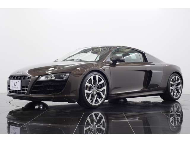 アウディ R8 5.2 FSI クワトロ 4WD アウディエクスクルーシブオーダー