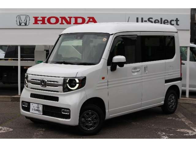N-VAN +スタイル ファン 4WD 