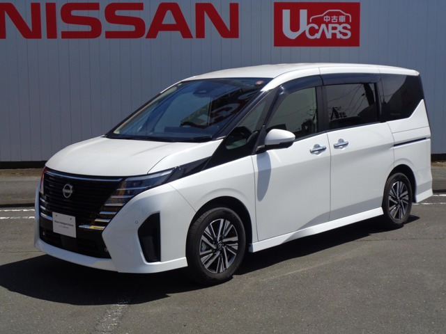 セレナ 1.4 e-POWER ハイウェイスターV 