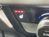 シートヒーターが付いています!寒い日に便利な装備ですね。