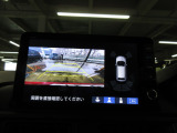 バックカメラの画像です。ガイドラインがスムースな車庫入れをサポートいたします!車庫入れの安心感がアップしますね☆