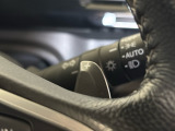【パドルシフト】ステアリングから手を放さずに自在にシフト操作が行えるパドルシフト!指先でパドルを操り、オートマ車でもマニュアル車の感覚で走りをスポーティーに楽しめます!