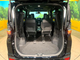 後席を格納すると、これだけの広さが!シーンに合わせたシートアレンジで、大きな荷物も積むことが出来ます♪