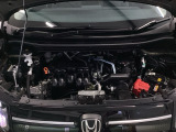 エンジンルームとてもきれいです。エンジンの調子も好調ですよ!