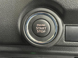 【プッシュスタート】スマートキーを持っているだけ、鍵を差し込むことなく、ボタンを押すだけでエンジン始動や停止を行うことができます。