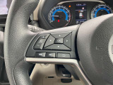 オーディオ操作が出来るステアリングスイッッチ付です!