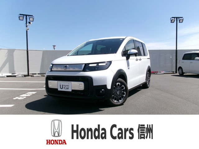 フリード  1.5 クロスター 4WD