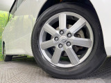 【純正16インチアルミホイール】外観にマッチした純正アルミホイールを装着しております。各種社外アルミホイールや、スタッドレスタイヤも取扱いしております。是非ご相談ください♪
