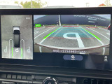 【アラウンドビューモニター】車両周辺をモニターで確認できて、駐車が苦手な人でもスムーズに駐車できます