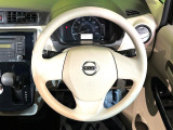 ステアリングも使用感が少なく、きれいな状態となっております♪