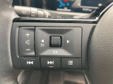 ■ステアリングスイッチ■ハンドル手元でオーディオの操作が簡単に出来ます。運転中でもナビまで手を伸ばさずに操作が出来て安心です。