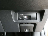 純正ETC2.0付 料金所もスムーズに通れ、割引料金の適用もあります。ビルトインできれいに収まっており、見た目もスマートです。
