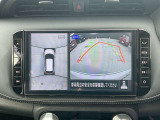 アラウンドビューモニター:空から見下ろしているような視点でスムーズな駐車と安全確認ができ安心して運転出来ます。