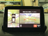 360&deg;ビューモニターも装備しておりますので、どんな場所でも簡単に駐車できます。